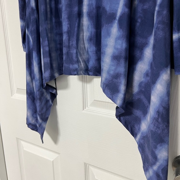 LOGO by Lori Goldstein SO SOFT Blue Tie-Dye Cardigan. - Picture 8 of 14